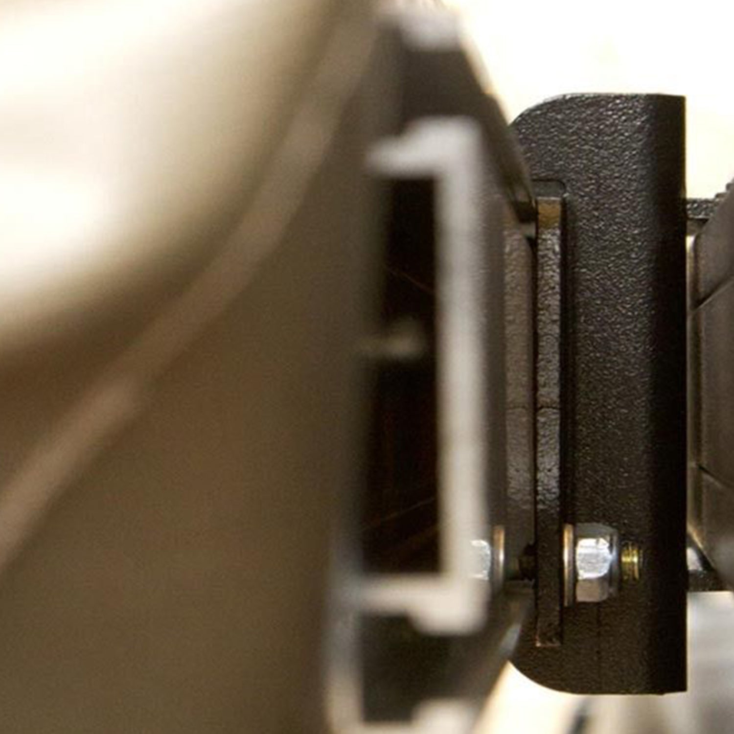 EASY-OUT AWNING BRACKETS